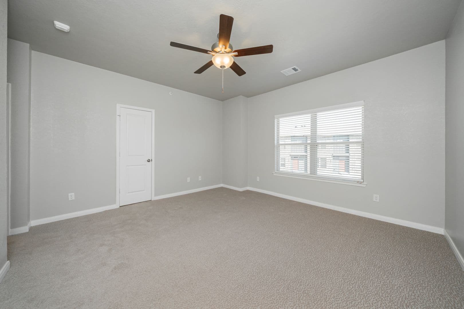 Bryan Townhome: 4089 Cross Park Drive - 512