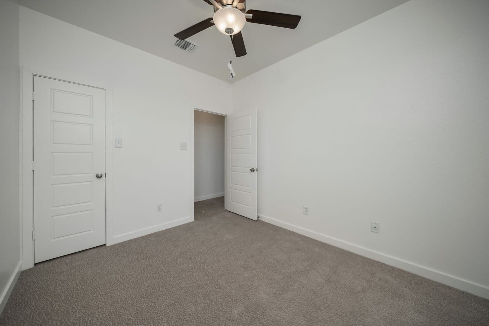 Temple House: 8468 Adelaide Dr