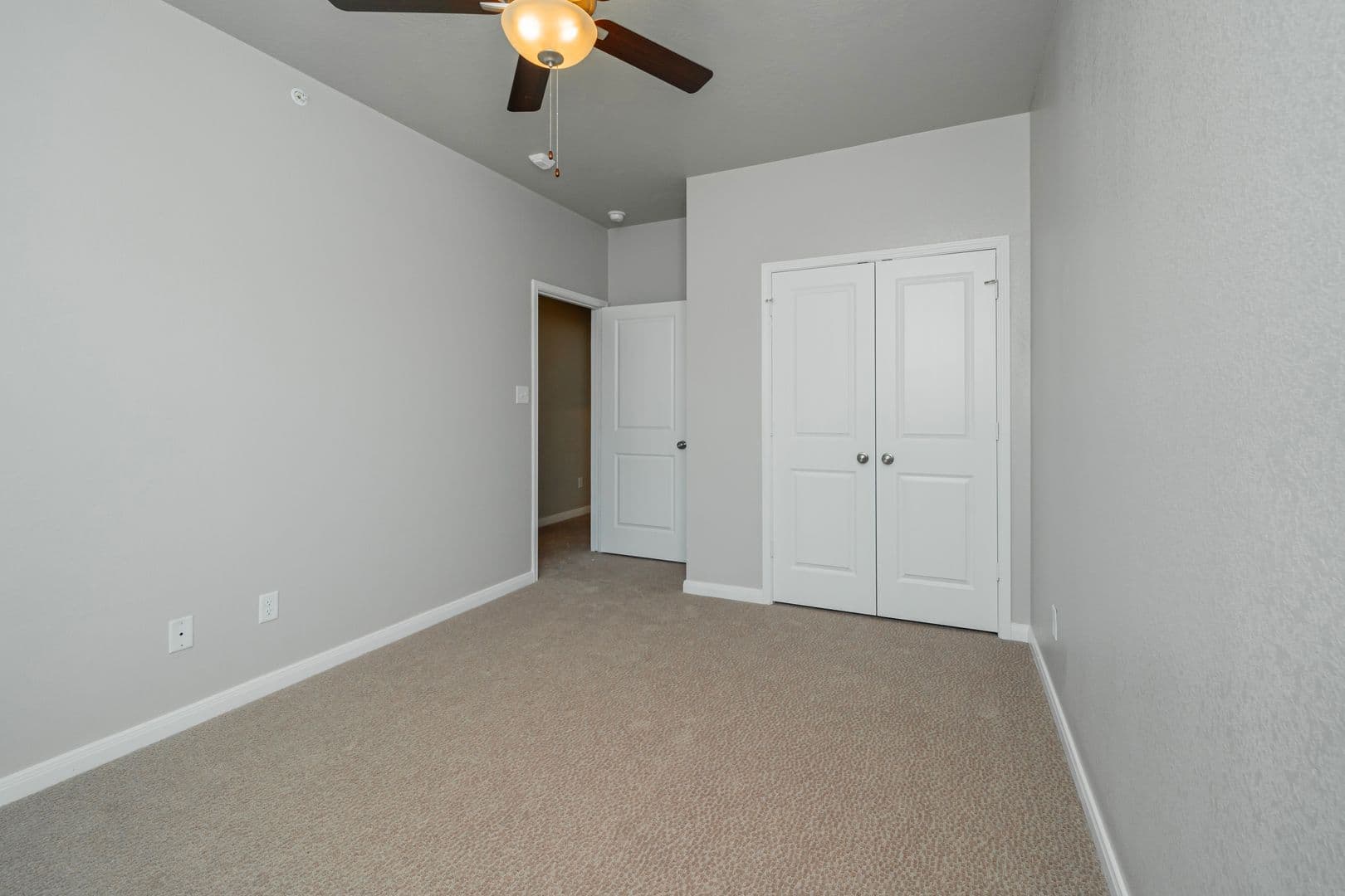 Bryan Townhome: 4089 Cross Park Drive - 512