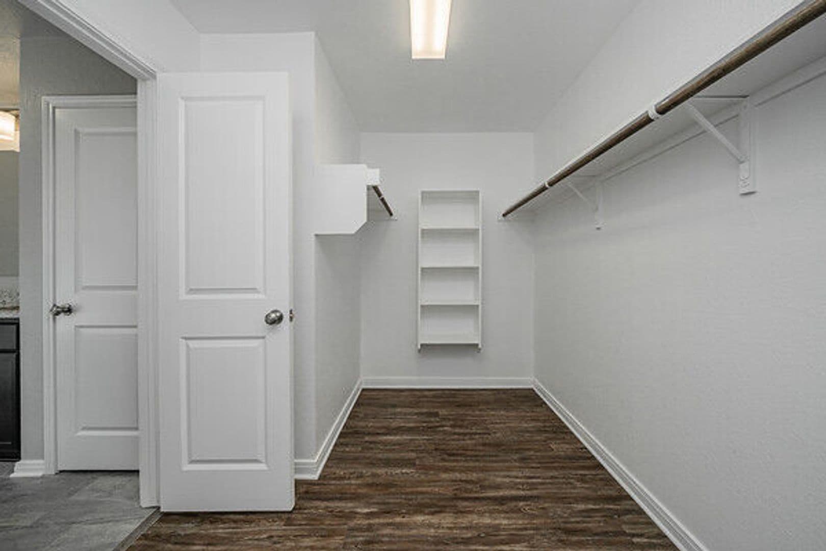 Bryan House: 1362 Kingsgate Drive