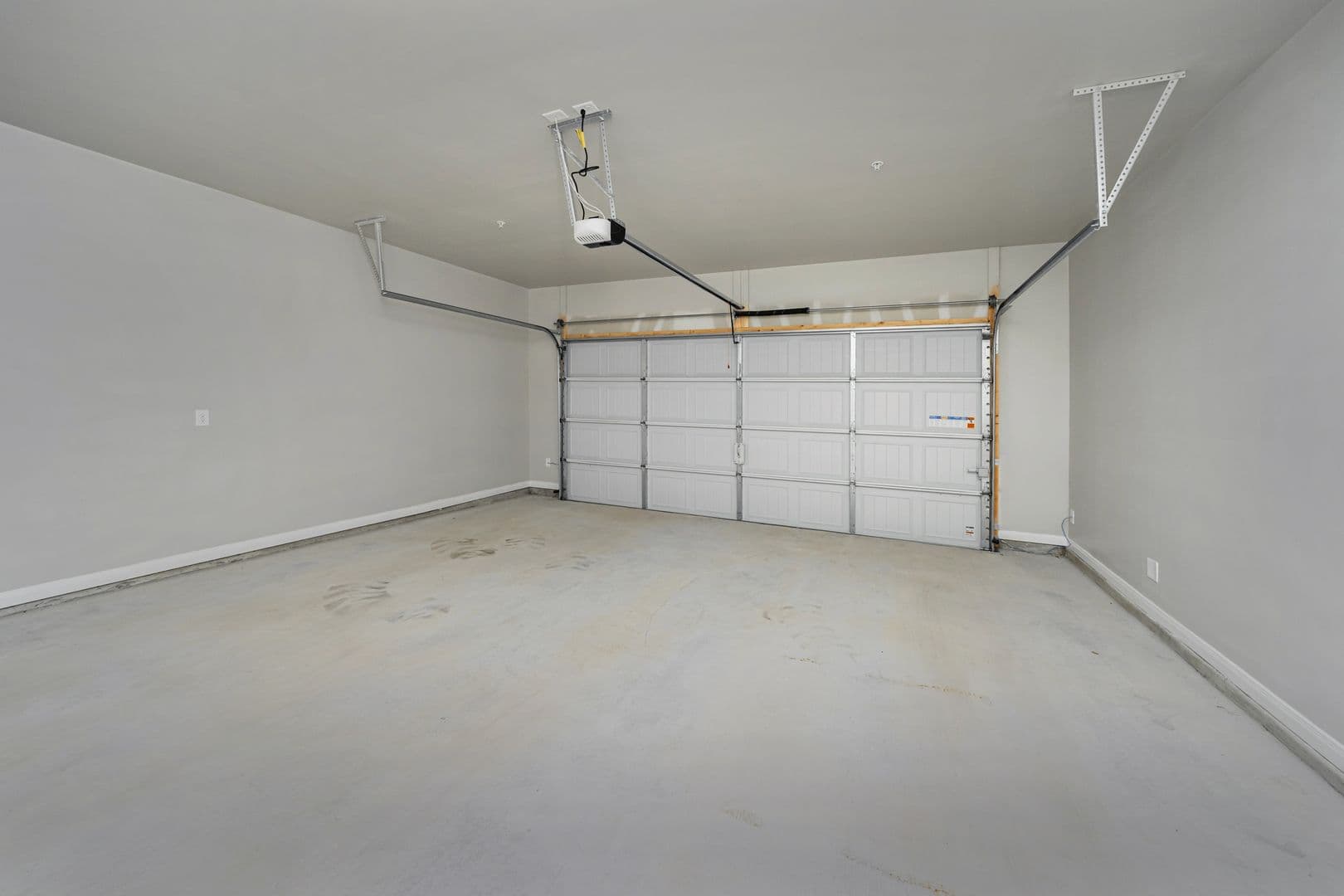 Bryan Townhome: 4089 Cross Park Drive - 512