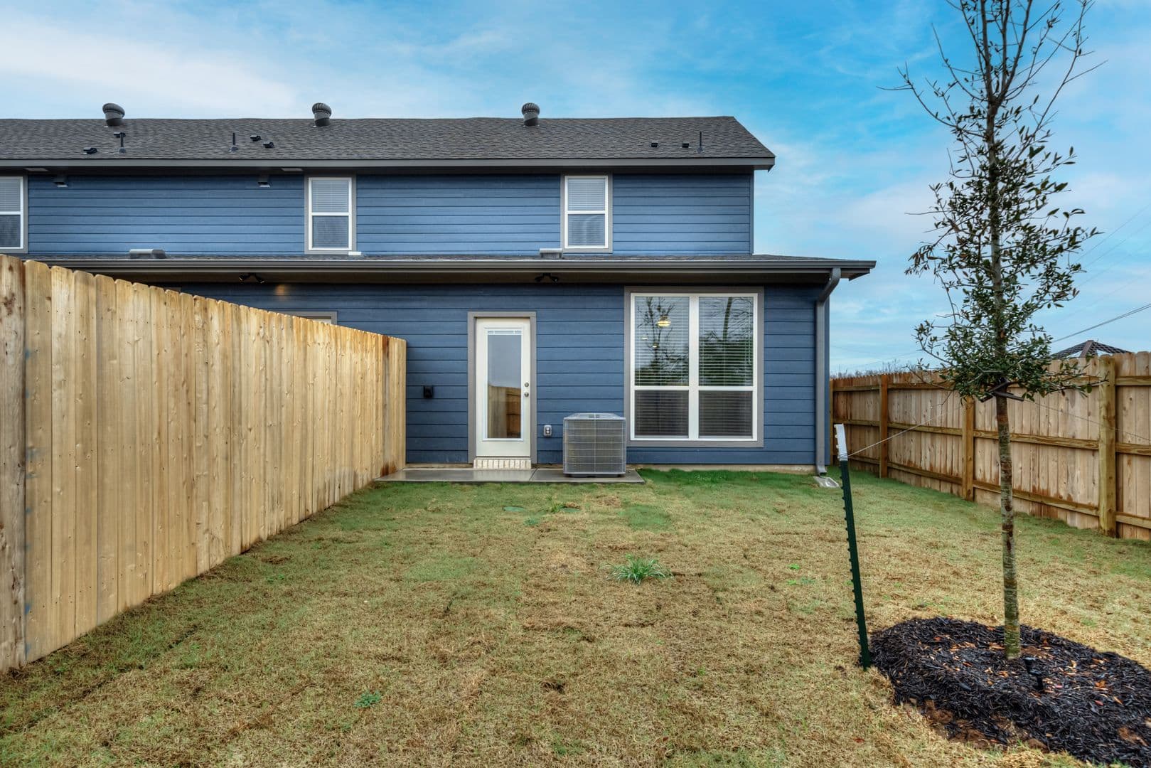 Temple House: 2014 Augustus Dr.