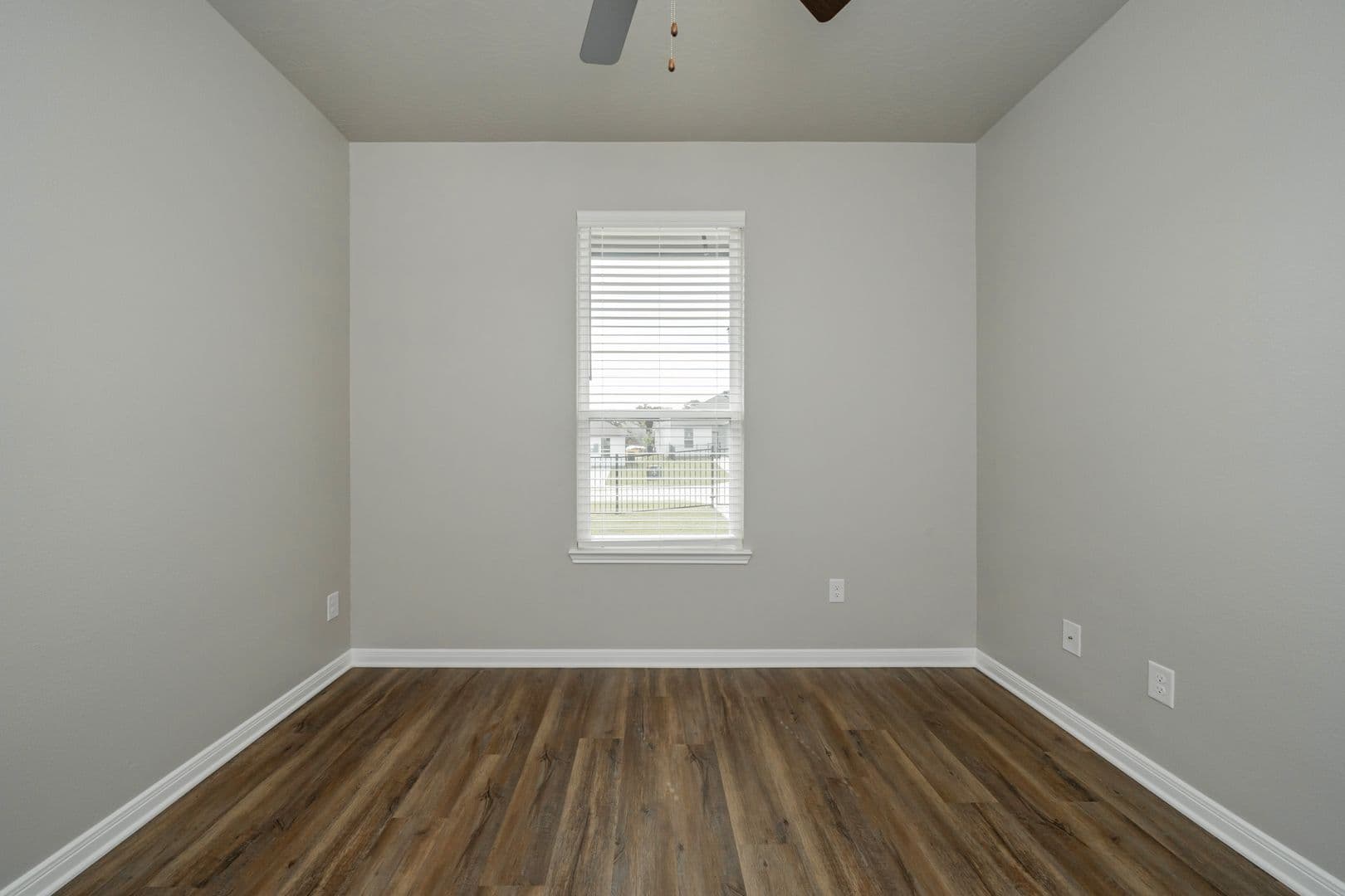 Brenham Townhome: 2015 Vintage Farms Way - 1