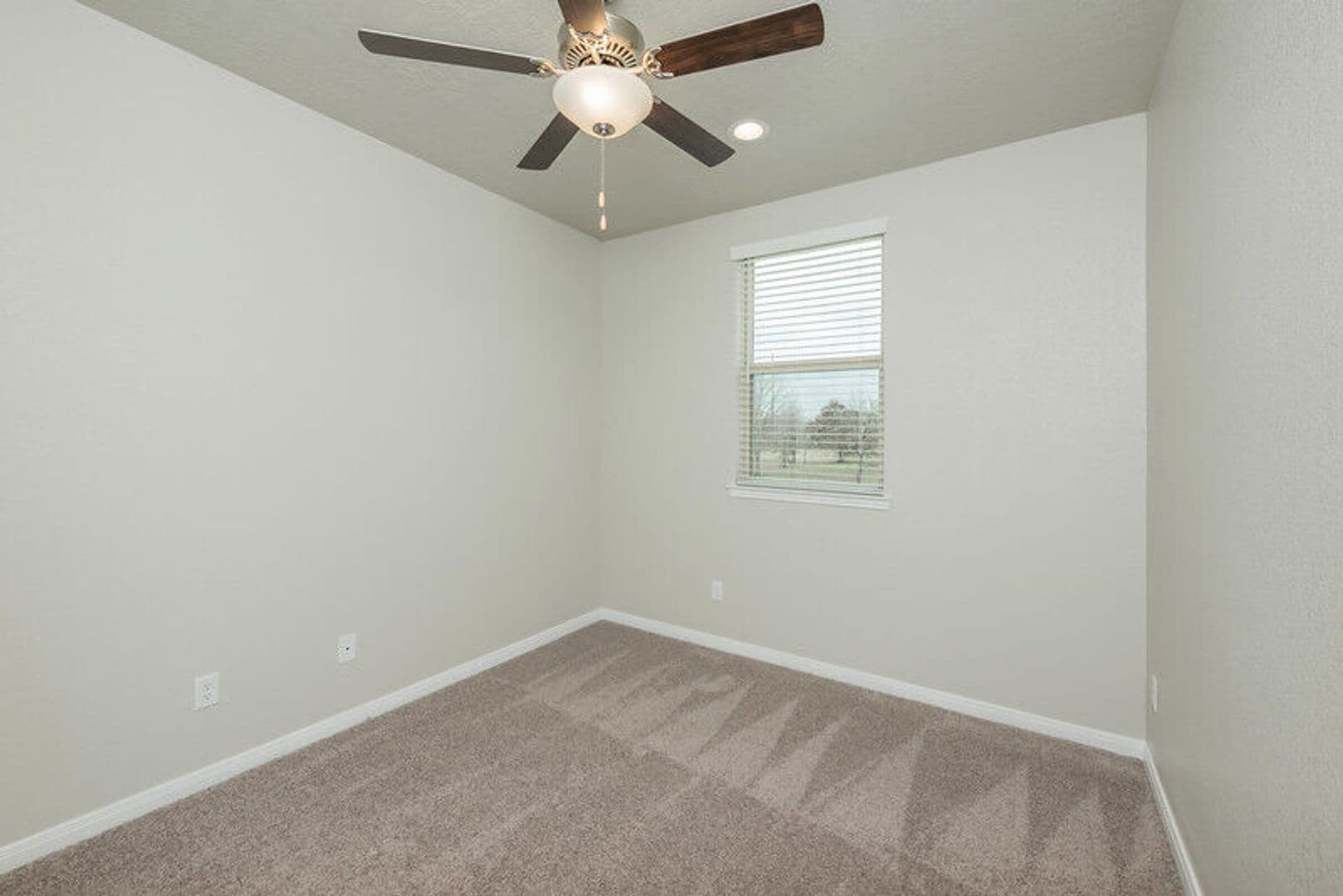 Bryan Townhome: 4089 Cross Park Drive #211