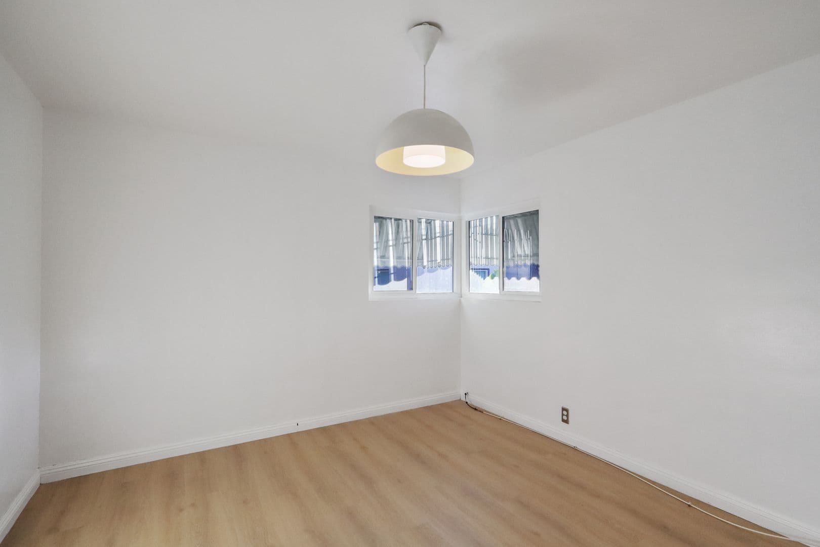 Long Beach Condo: 1020 E 2nd St Unit 08