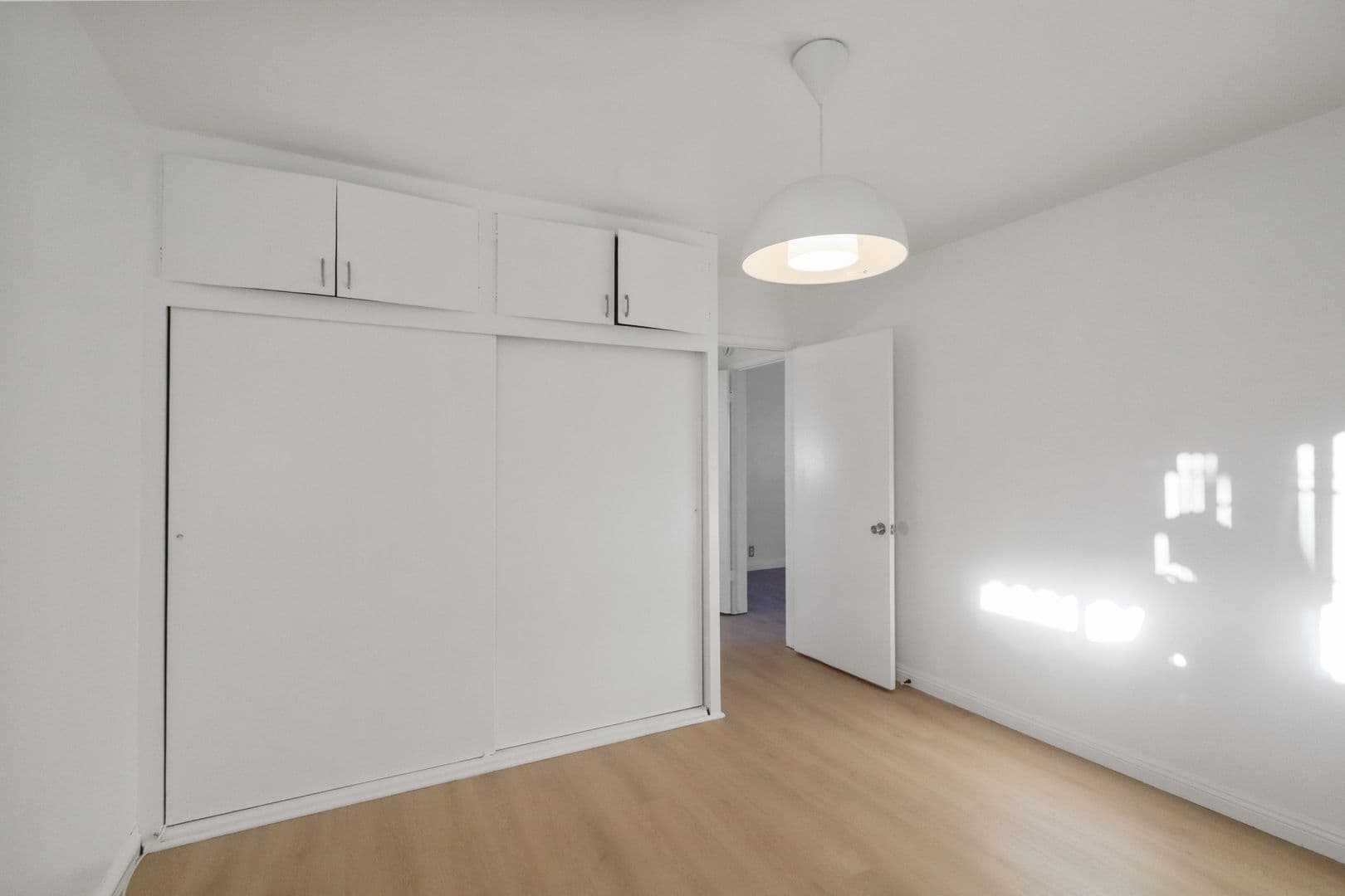 Long Beach Condo: 1020 E 2nd St Unit 08