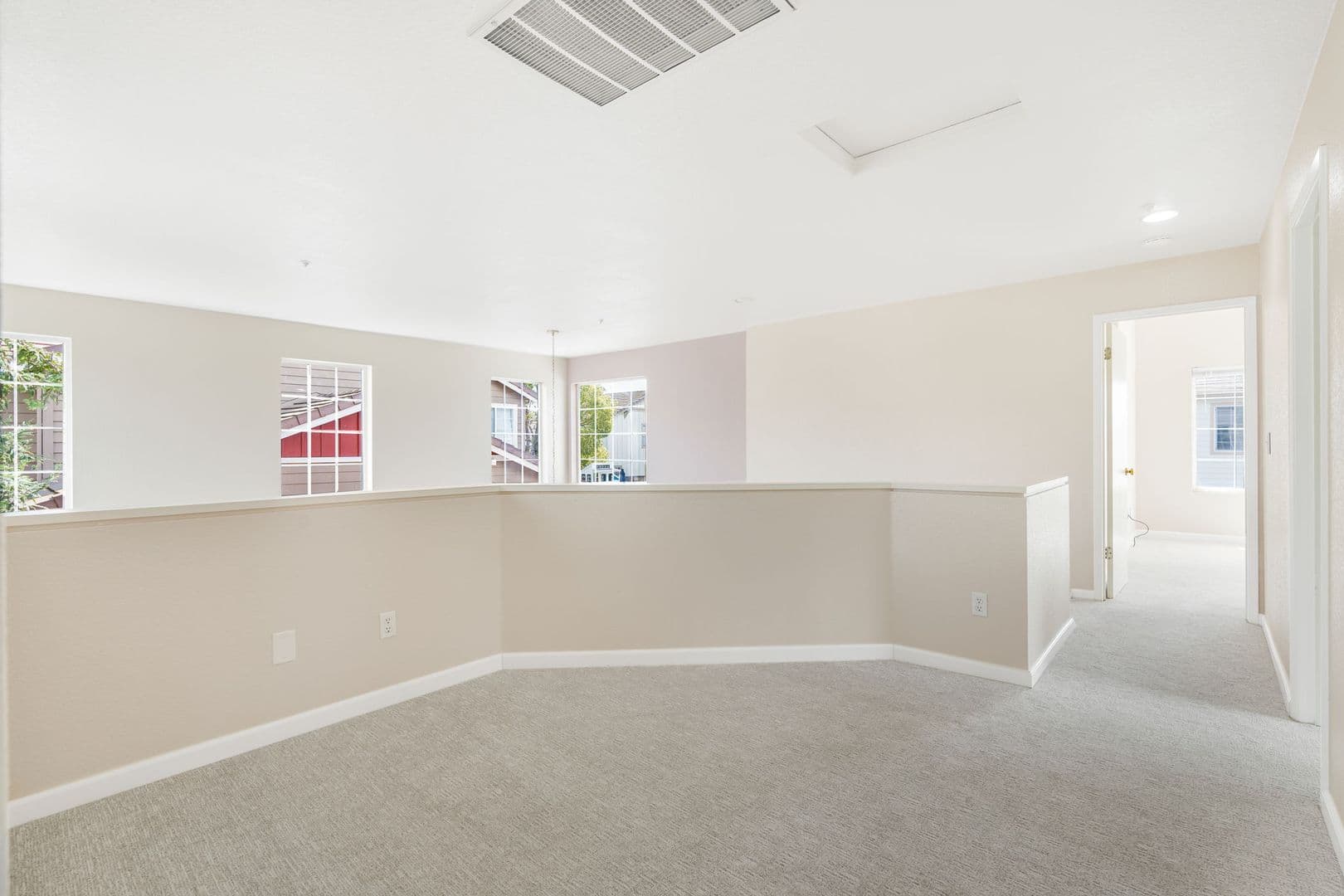 Livermore House: 6381 Scenic Ave