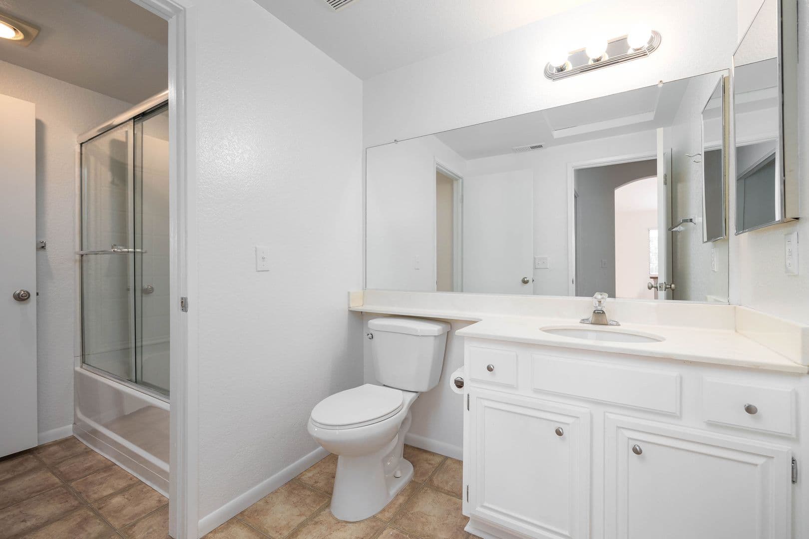 Vista Condo: 740 Breeze Hill Road Unit 162
