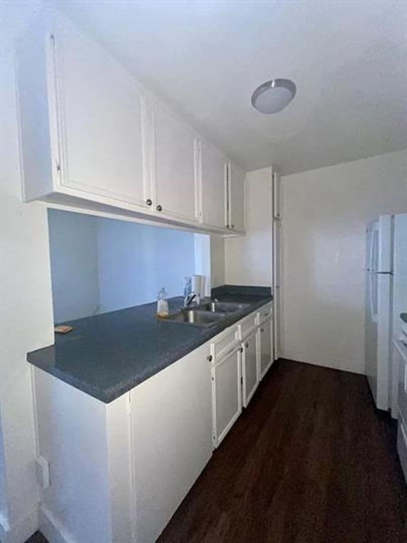 San Diego Apartment: 3825 47th St