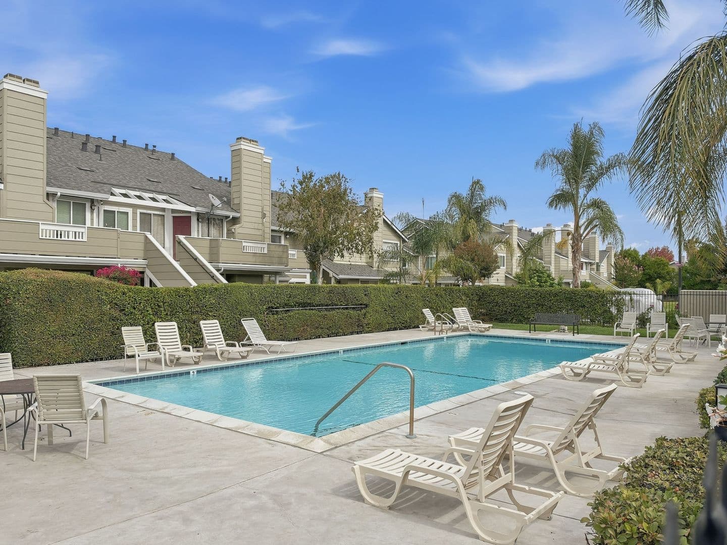 San Jose Condo: 72 Cherry Ridge Ln,