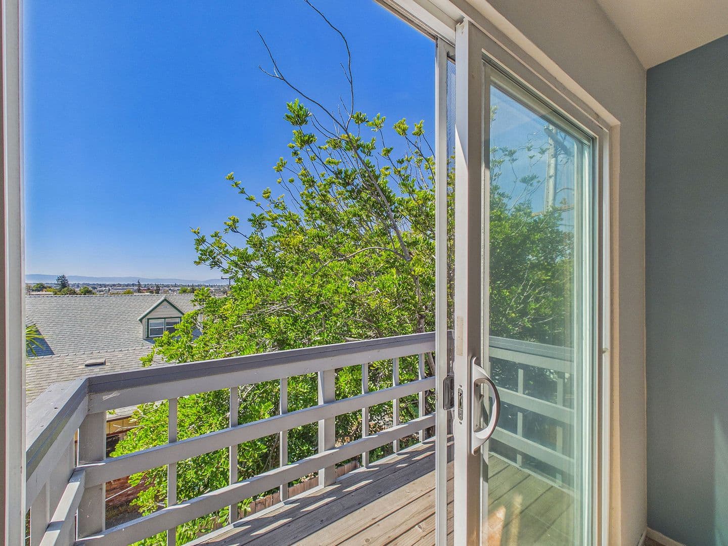Oakland House: 2438 Frances St Unit 12