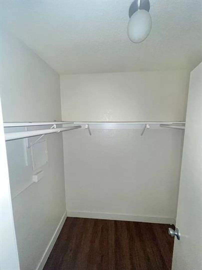 San Diego Apartment: 3825 47th St