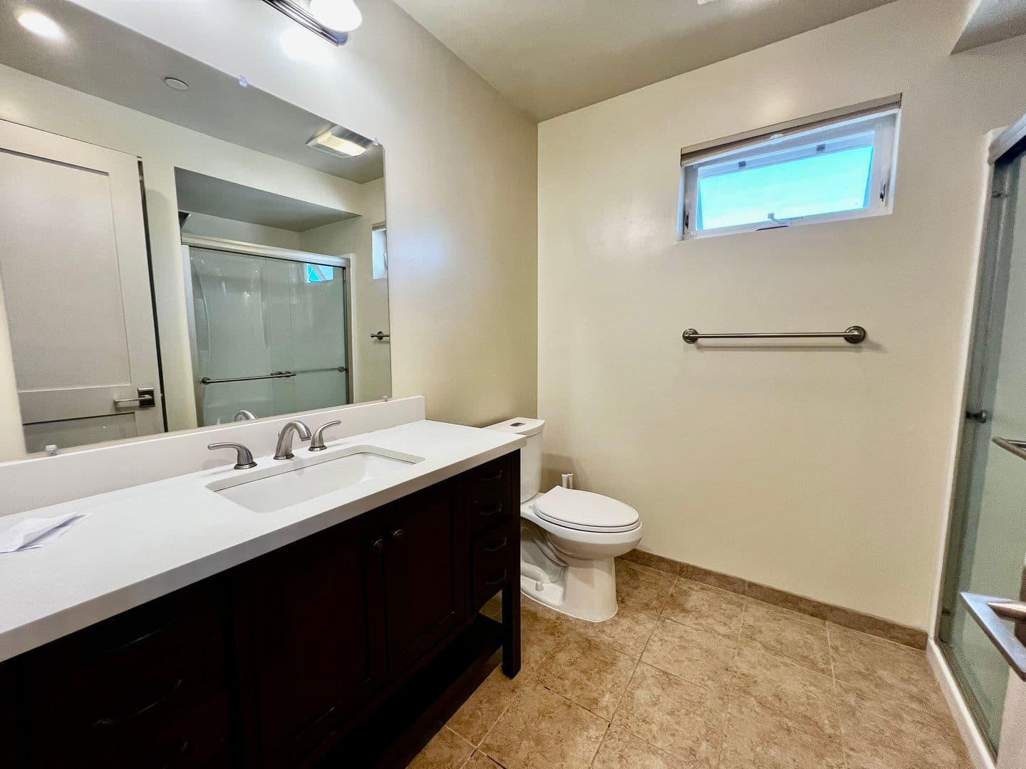 Menlo Park Apartment: 2025 Avy Ave