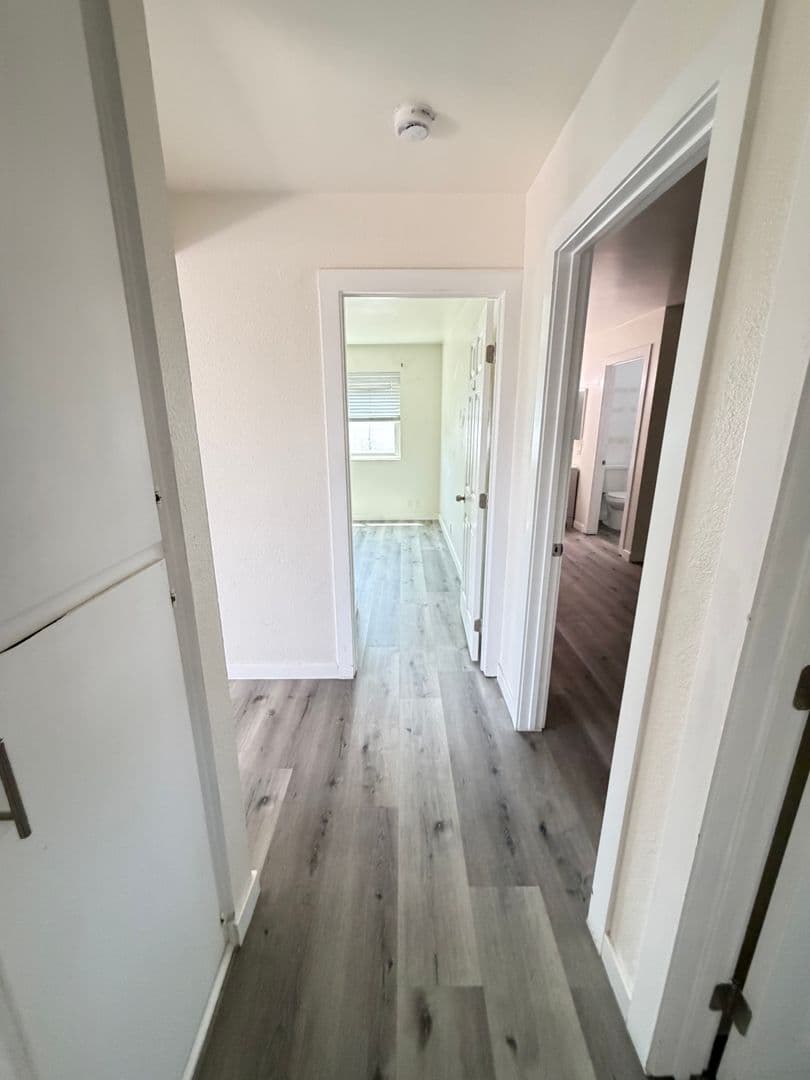 Chula Vista Condo: 311 Zenith St - Unit 04