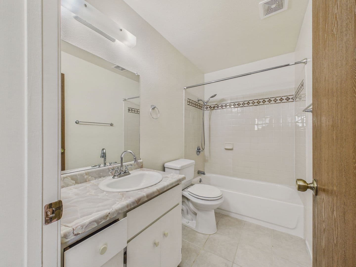 Oakland House: 2438 Frances St Unit 12