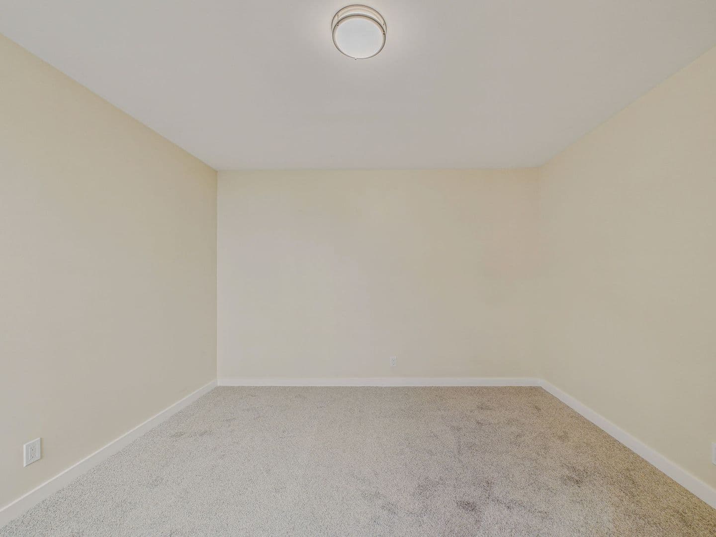 San Francisco House: 3333 Clement St, #4