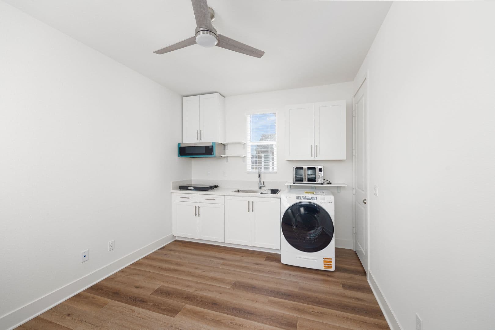 Chula Vista Condo: 2387 Calle Grandon (Bottom Bedroom)