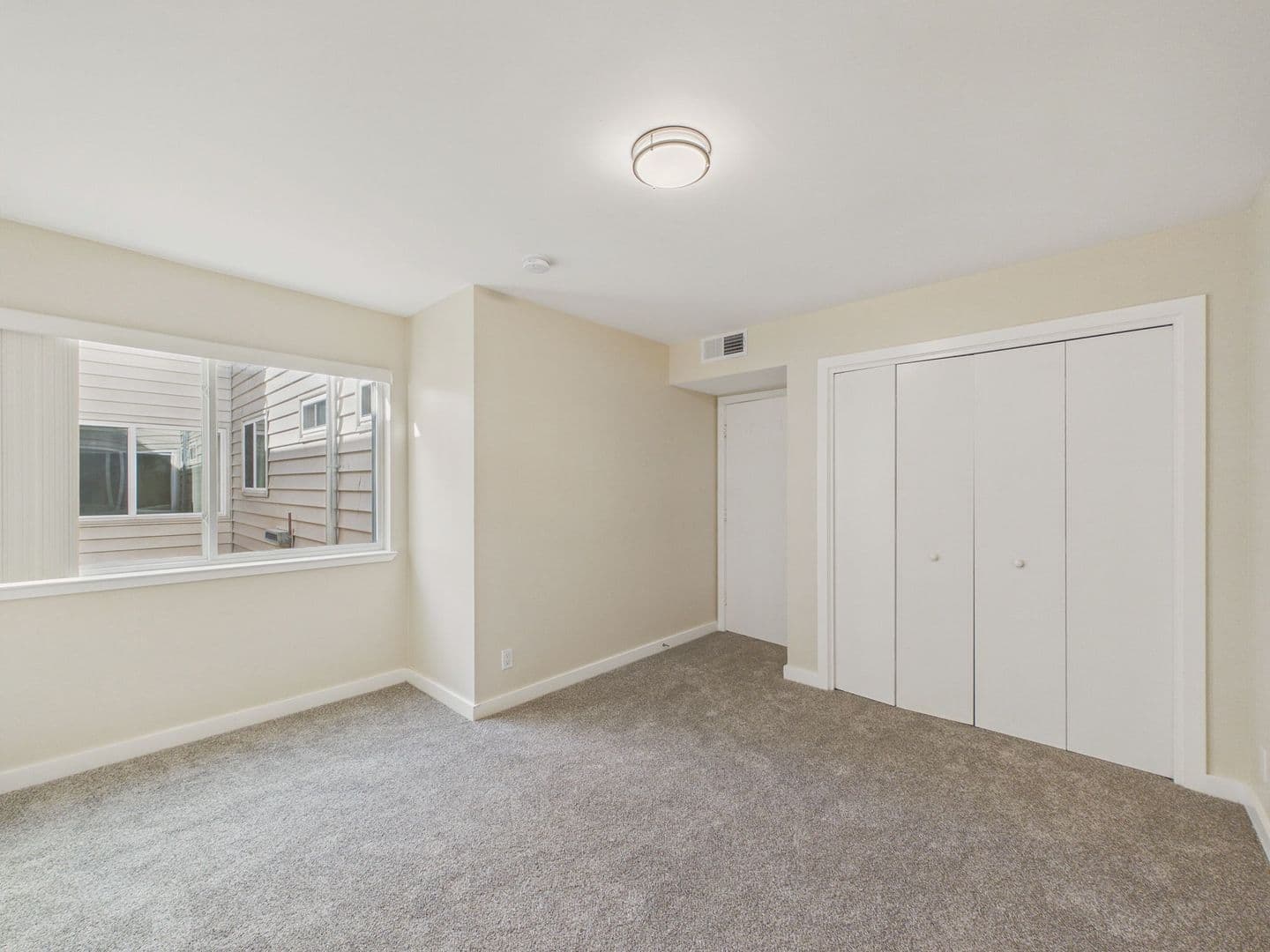 San Francisco House: 3333 Clement St, #4