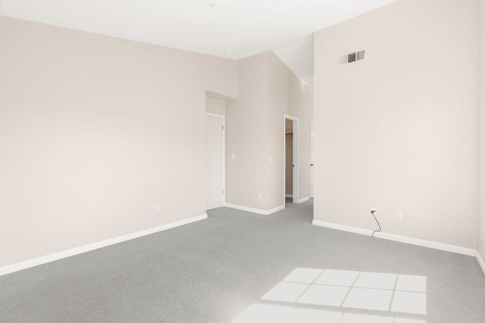 Livermore House: 6381 Scenic Ave
