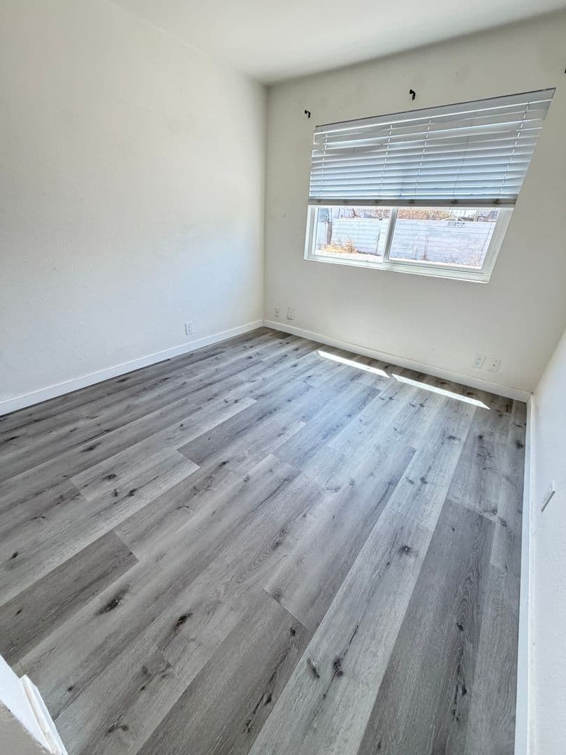 Chula Vista Condo: 311 Zenith St - Unit 04