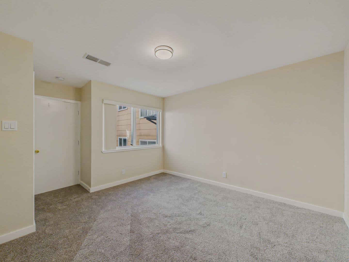 San Francisco House: 3333 Clement St, #4