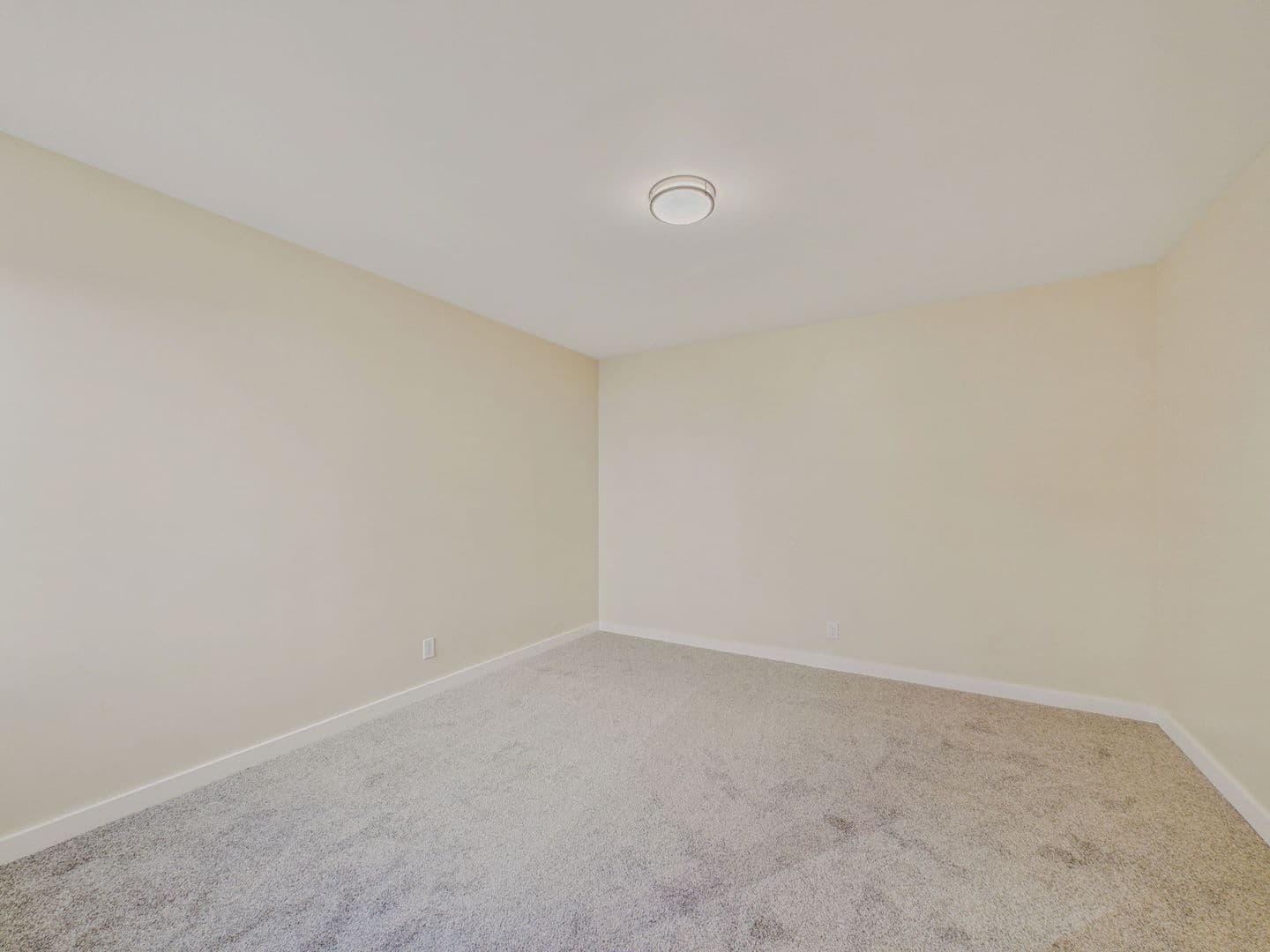 San Francisco House: 3333 Clement St, #4