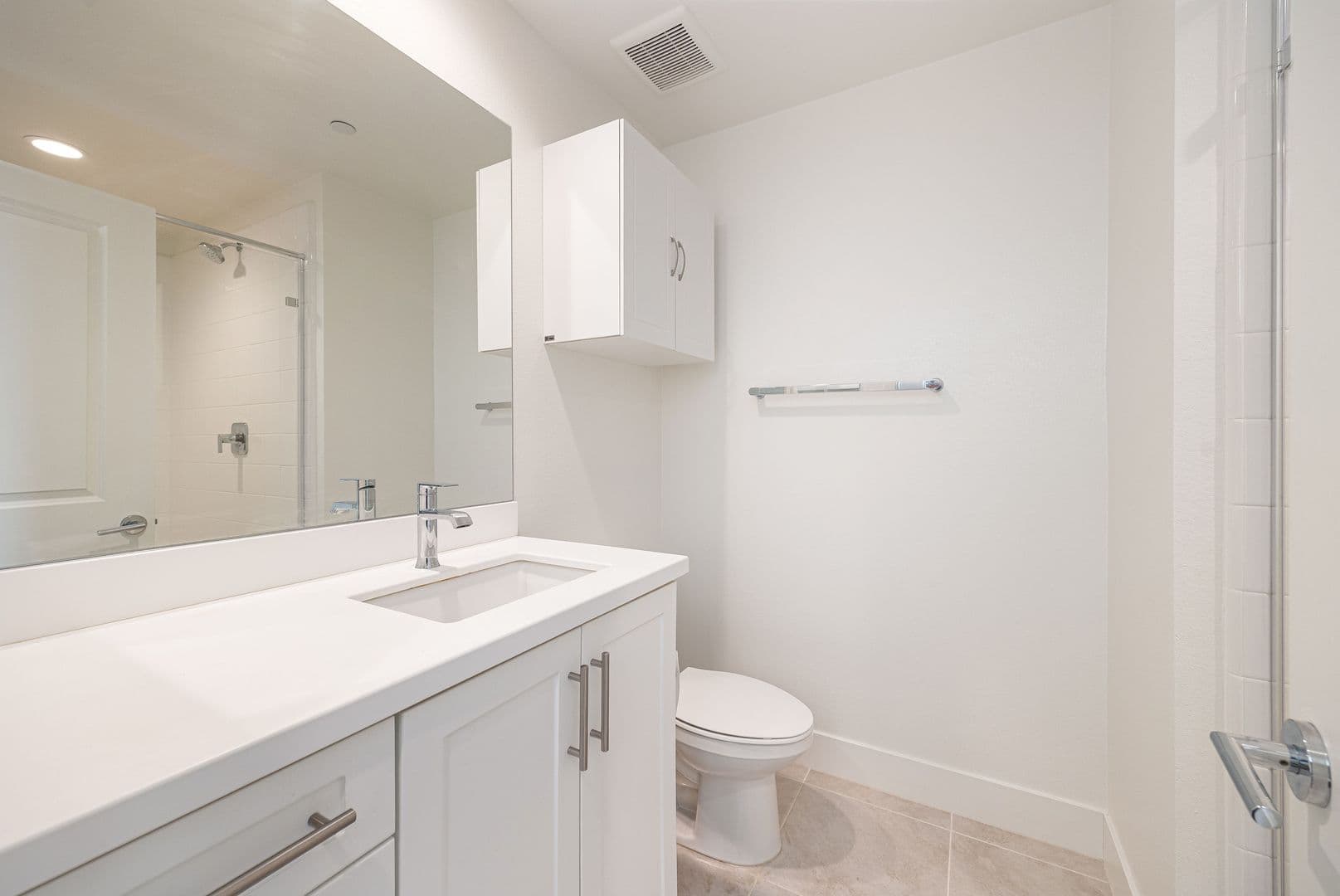 Chula Vista Condo: 2387 Calle Grandon (Bottom Bedroom)