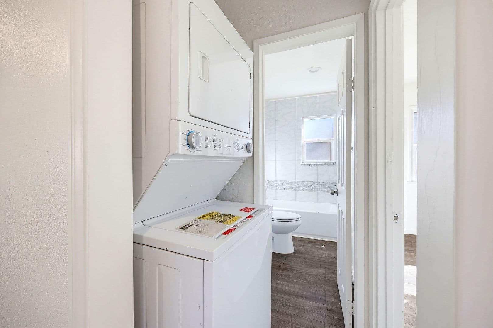 Escondido Apartment: 406-26 S Grape St