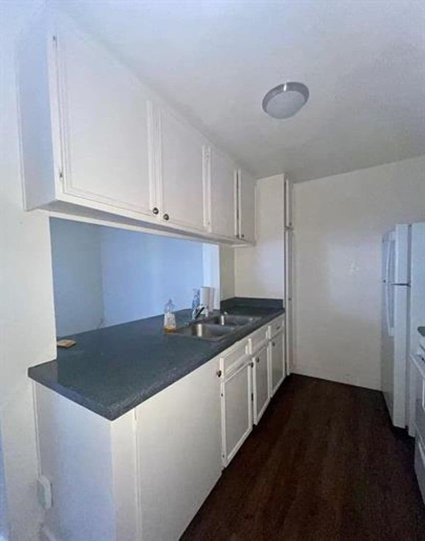 San Diego Apartment: 3825 47th St