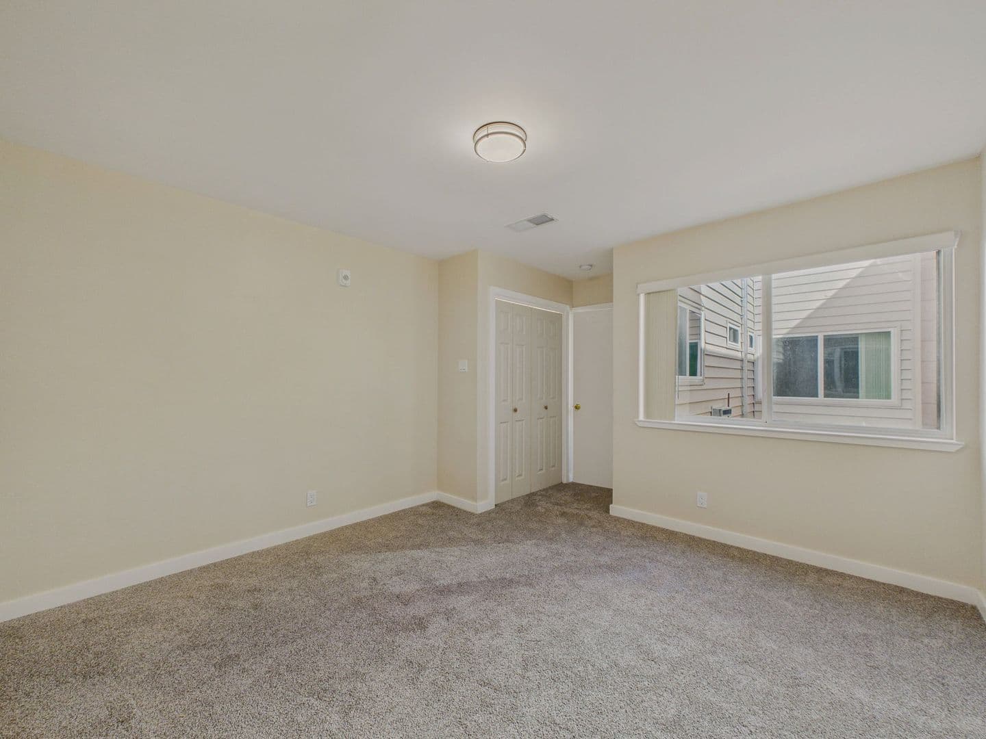 San Francisco House: 3333 Clement St, #4