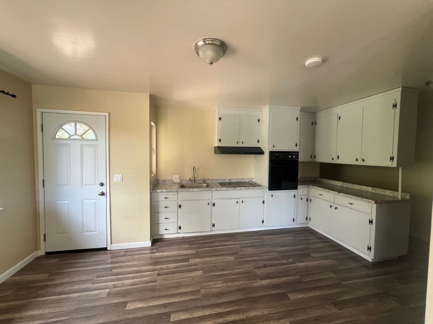 Santa Clara Multiplex: 2541-2543 Monticello Way