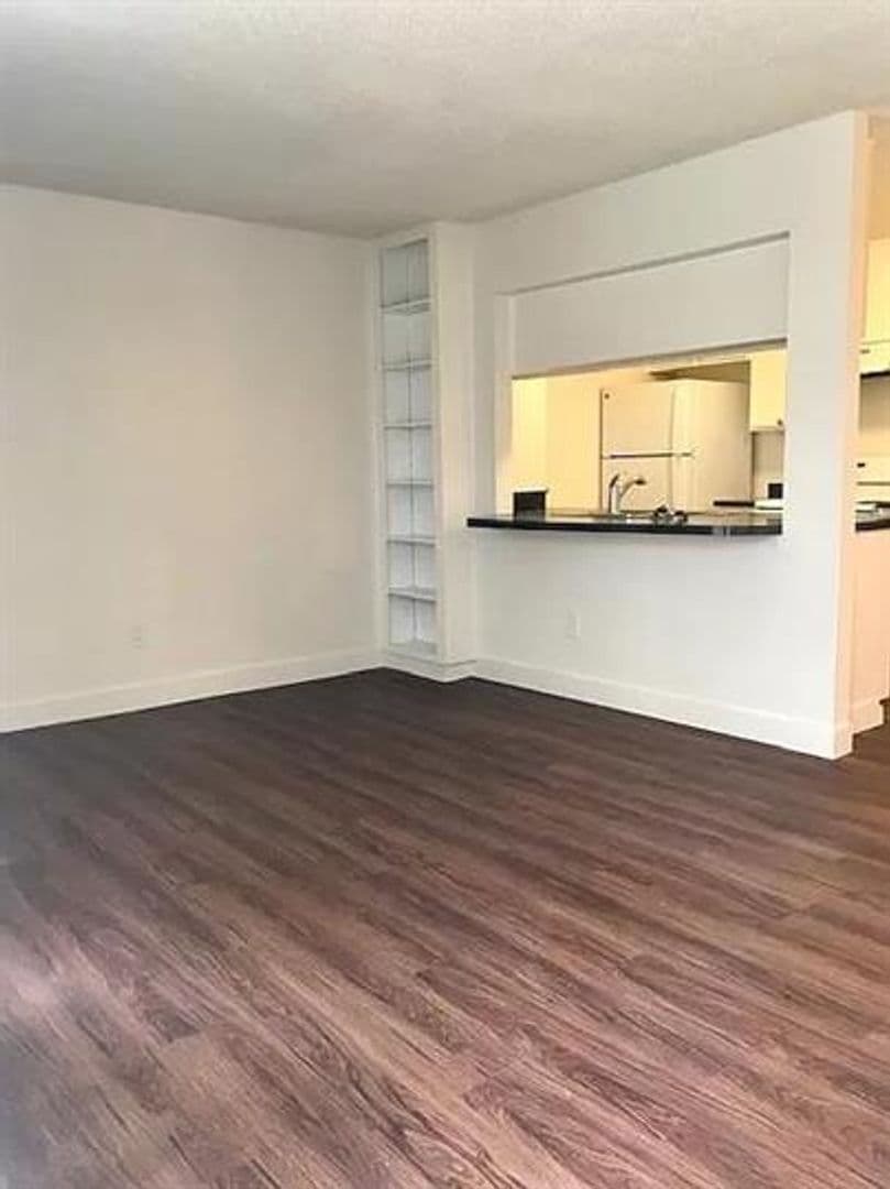 San Diego Apartment: 3825 47th St