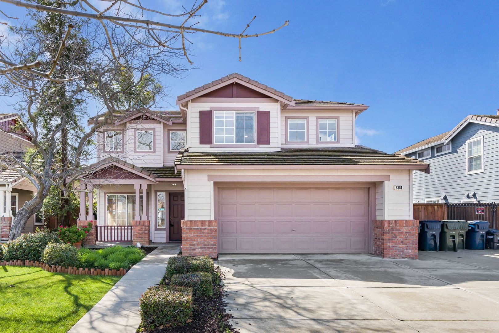 Livermore House: 6381 Scenic Ave