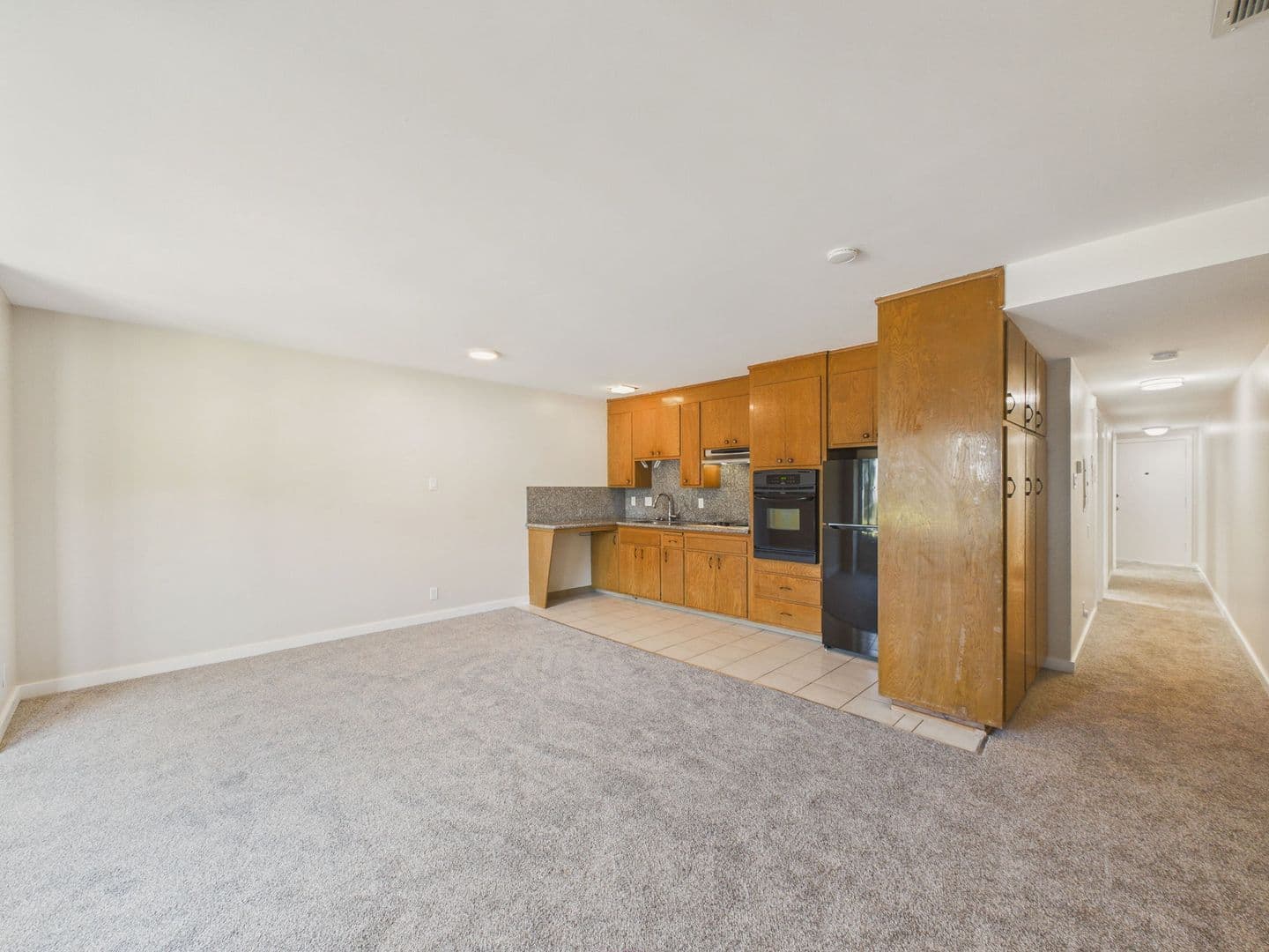 San Francisco House: 3333 Clement St, #4