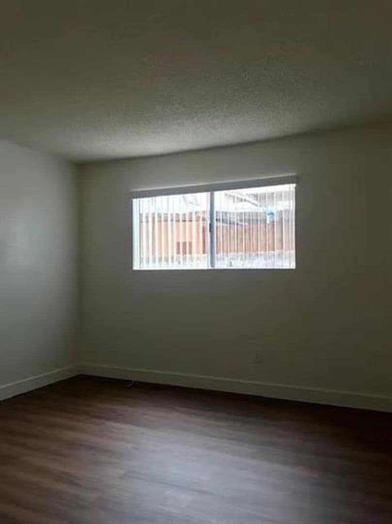 San Diego Apartment: 3825 47th St