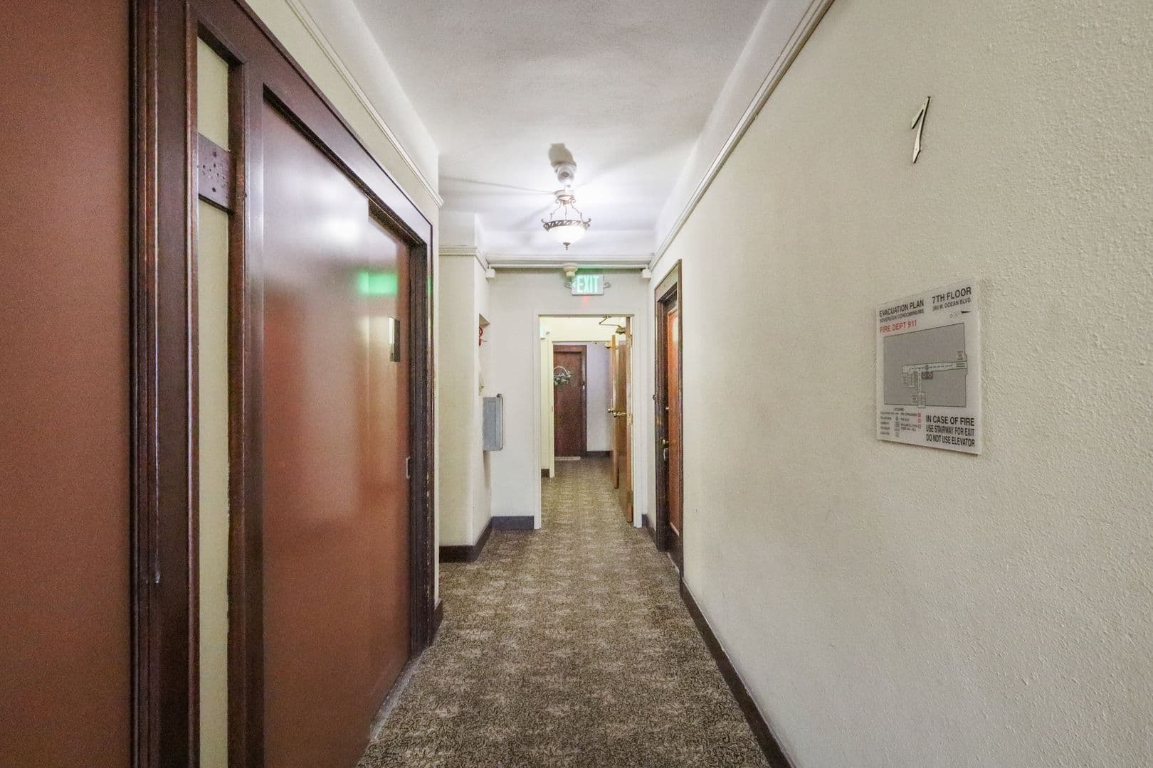 Long Beach Condo: 360 W Ocean Blvd Unit 706