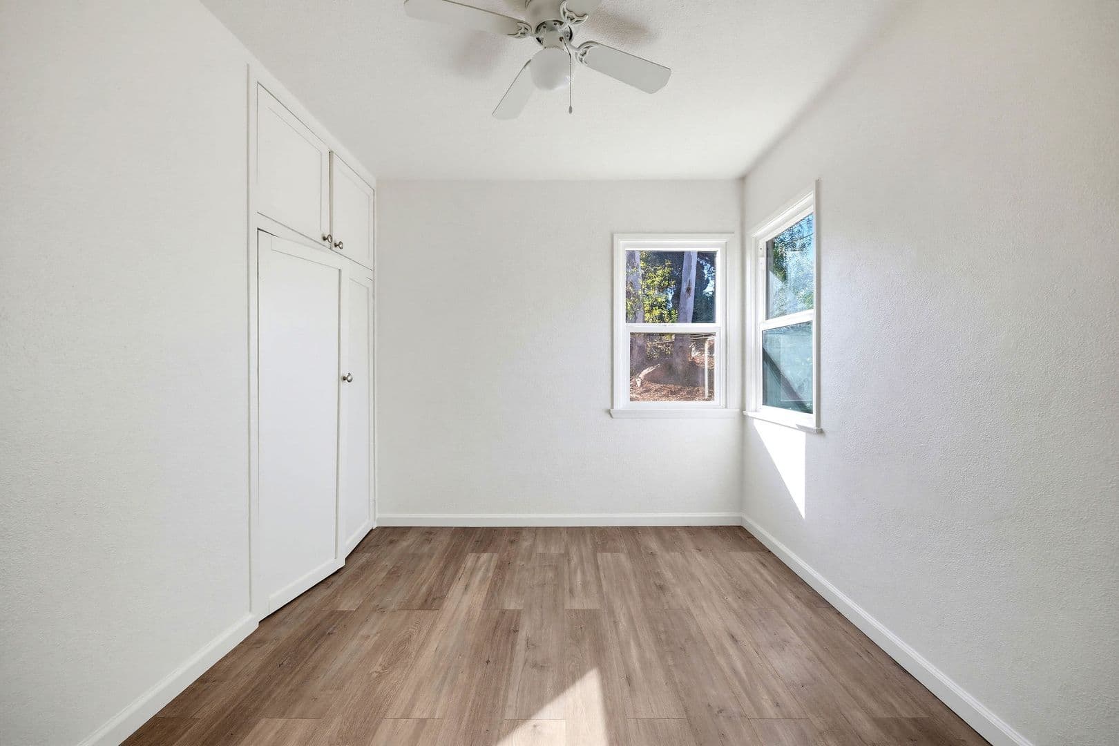Escondido Apartment: 406-26 S Grape St