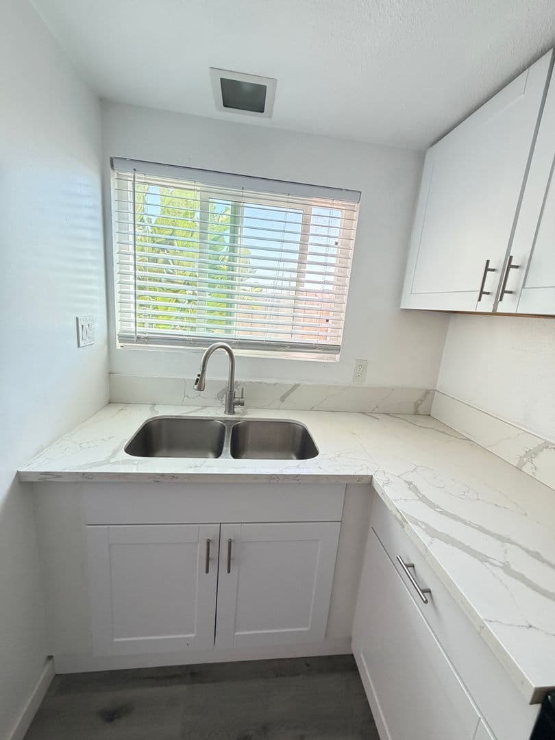 Chula Vista Condo: 311 Zenith St - Unit 04