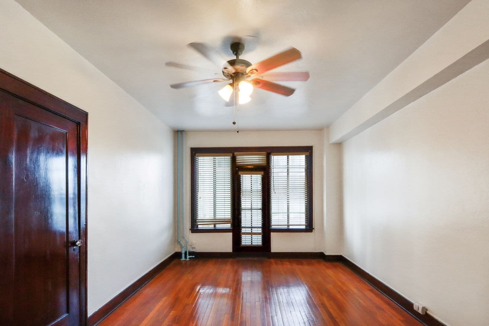 Long Beach Condo: 360 W Ocean Blvd Unit 706