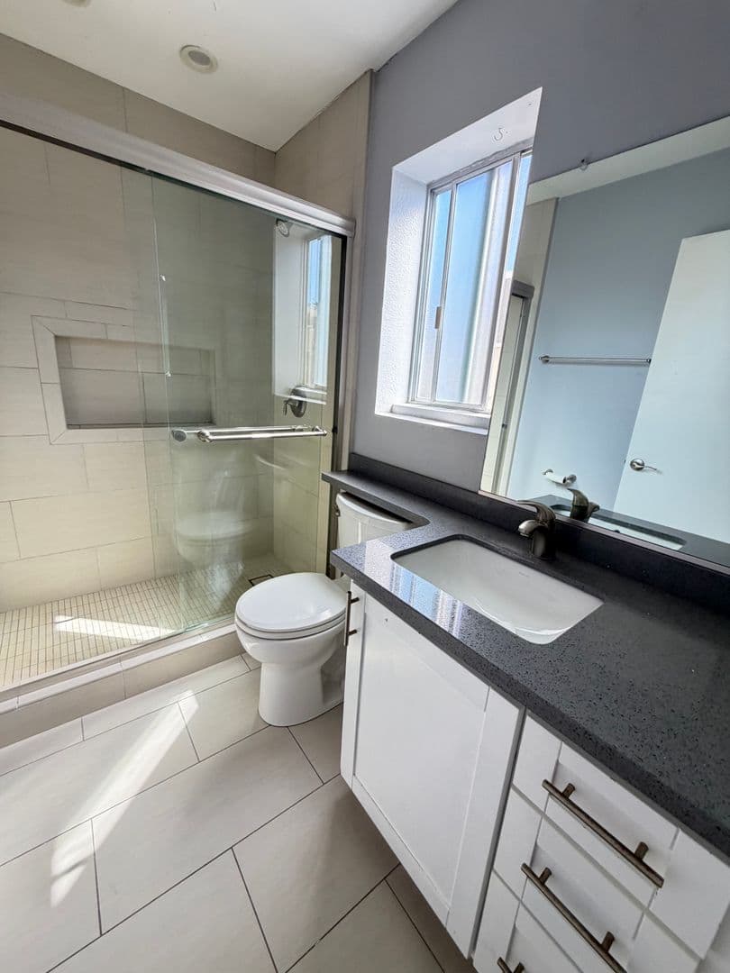 San Diego Apartment: 4160 41st St
