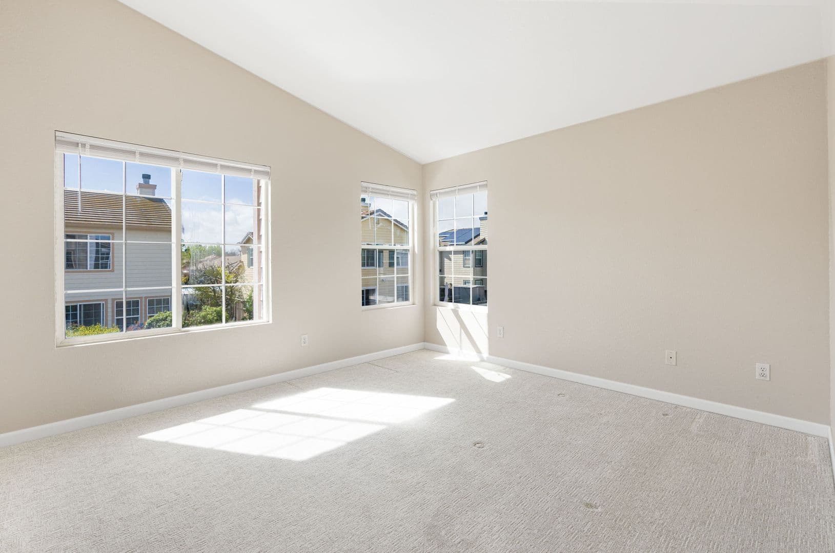 Livermore House: 6381 Scenic Ave