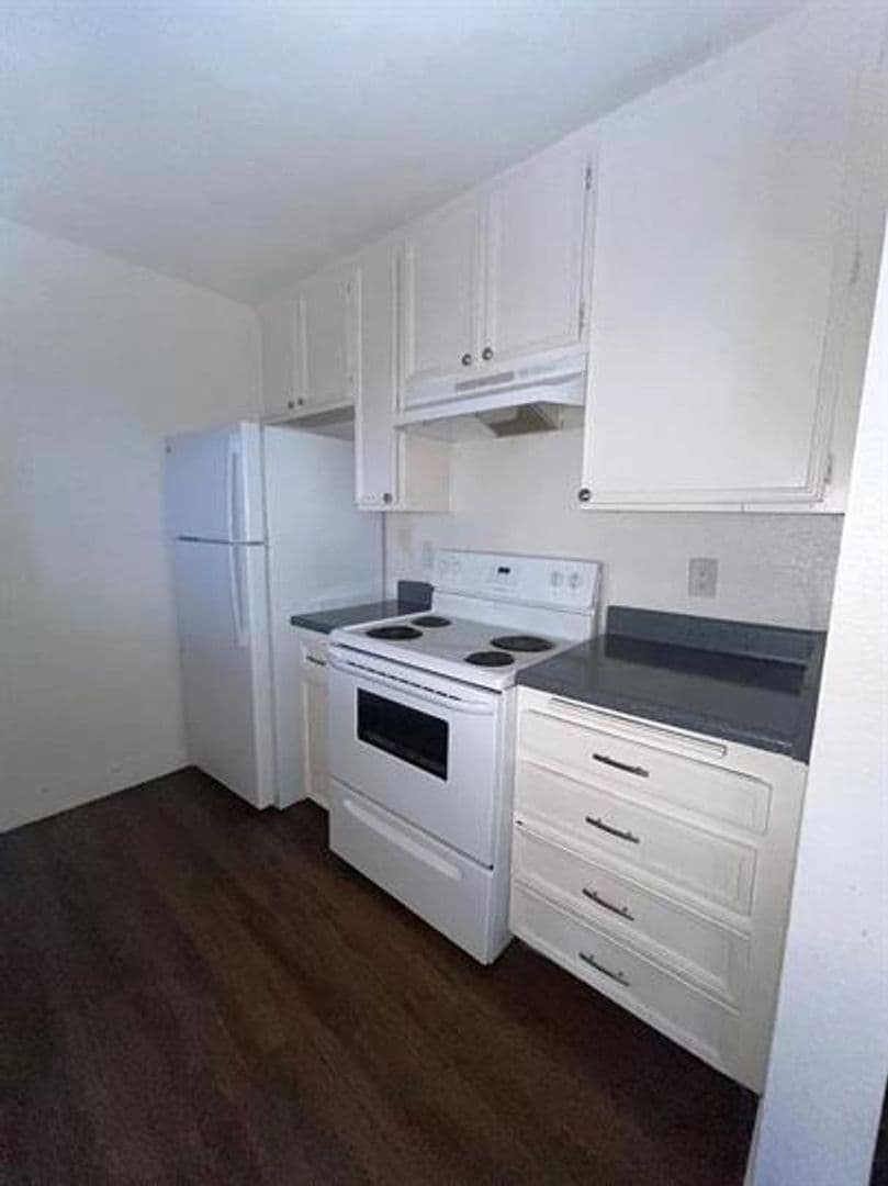 San Diego Apartment: 3825 47th St