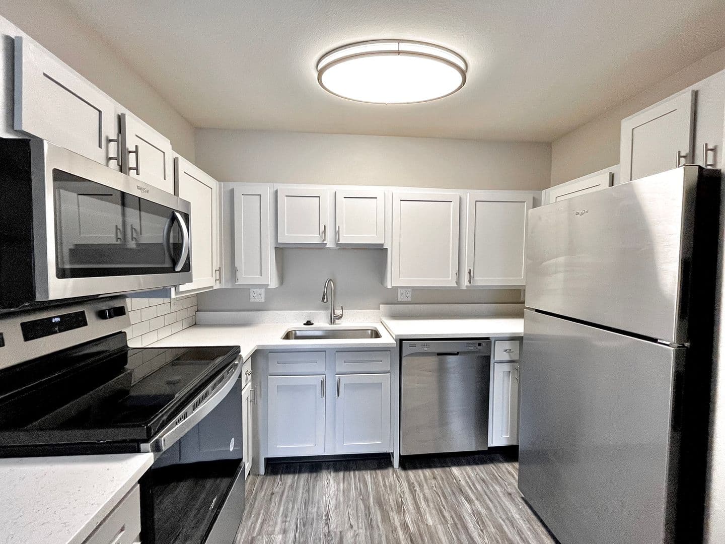 Shawnee Apartment: 6405 Maurer Rd