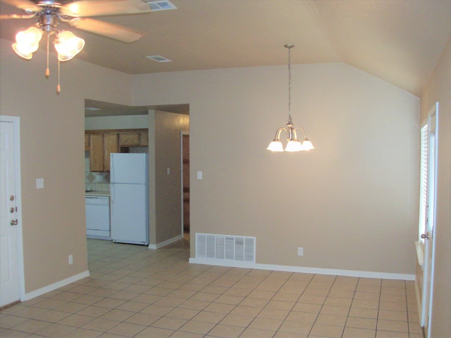 Killeen Multiplex: 4903 B Heather Lane