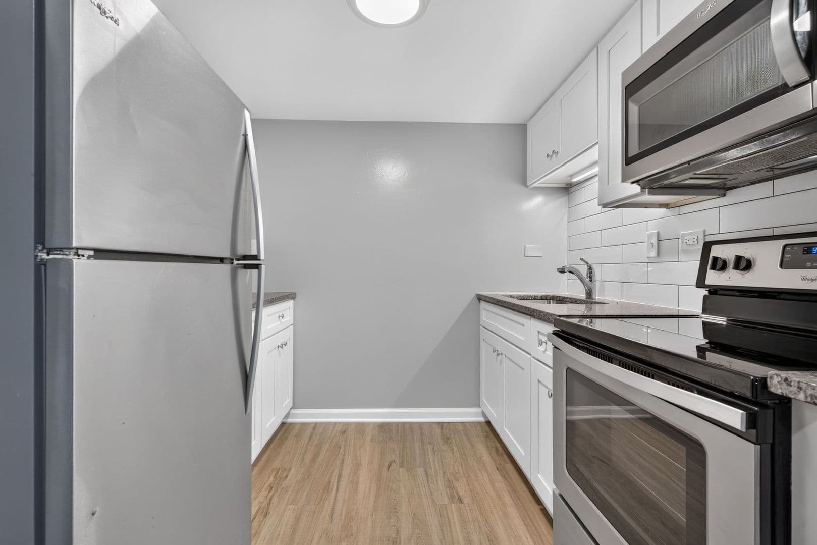 Elmhurst Apartment: 315-329 Kimbell Ave.