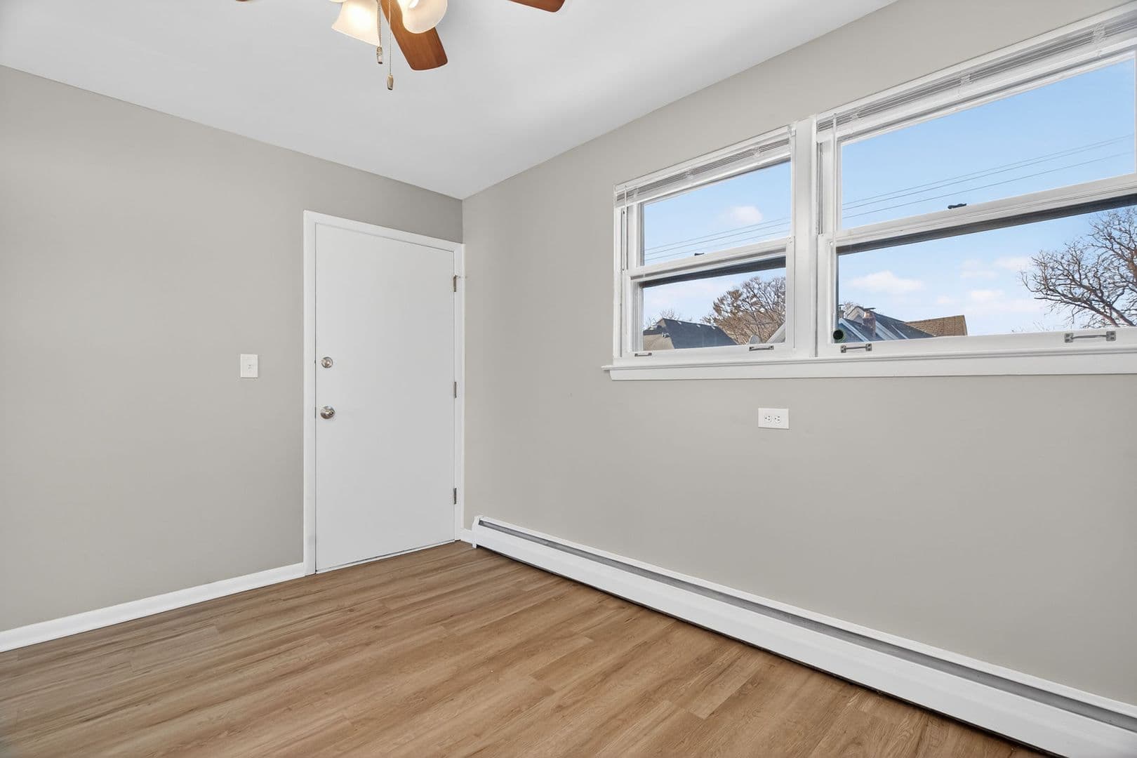 La Grange Apartment: 34-46 S. Kensington Ave.