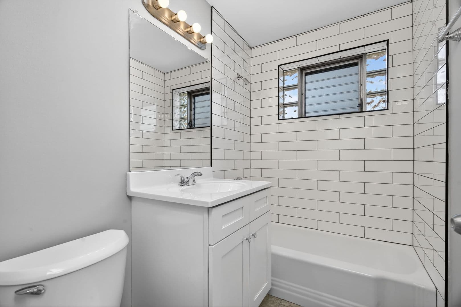 La Grange Apartment: 34-46 S. Kensington Ave.