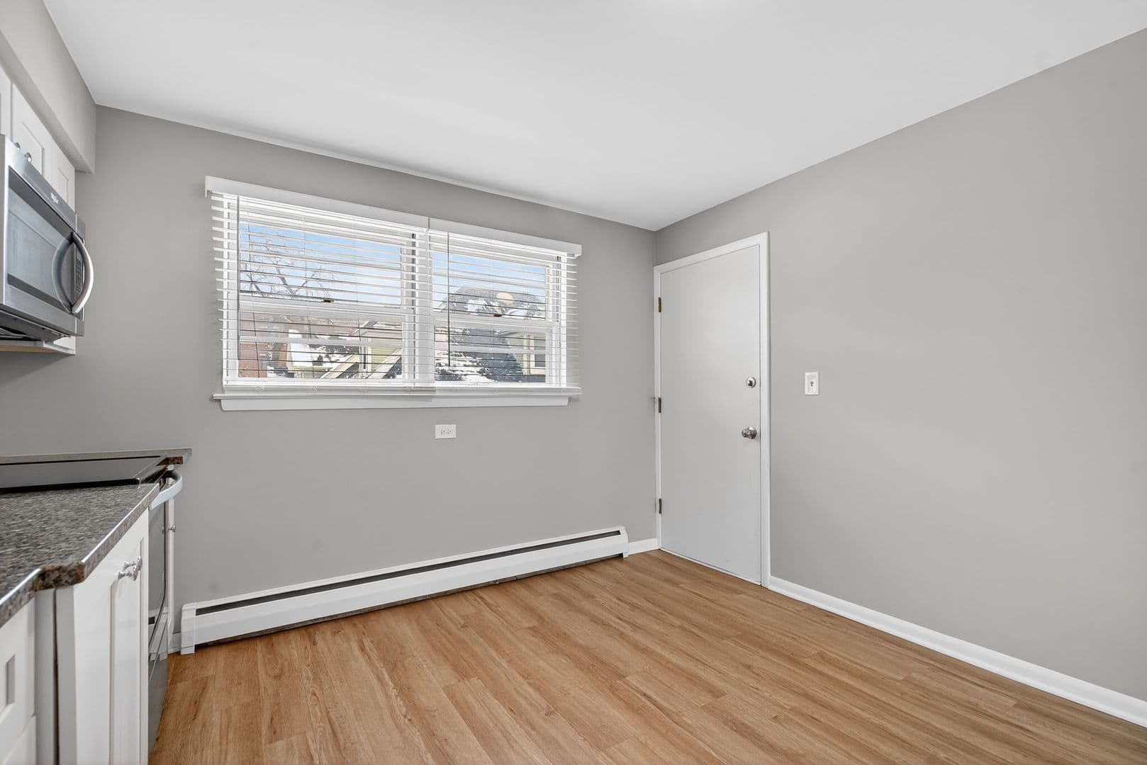 La Grange Apartment: 34-46 S. Kensington Ave.