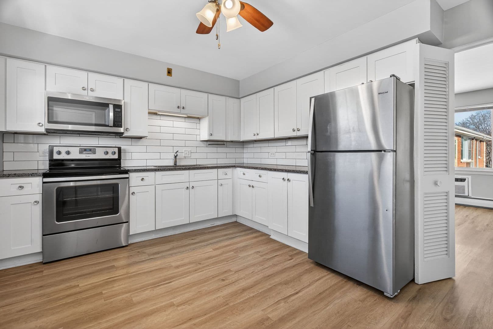 La Grange Apartment: 34-46 S. Kensington Ave.