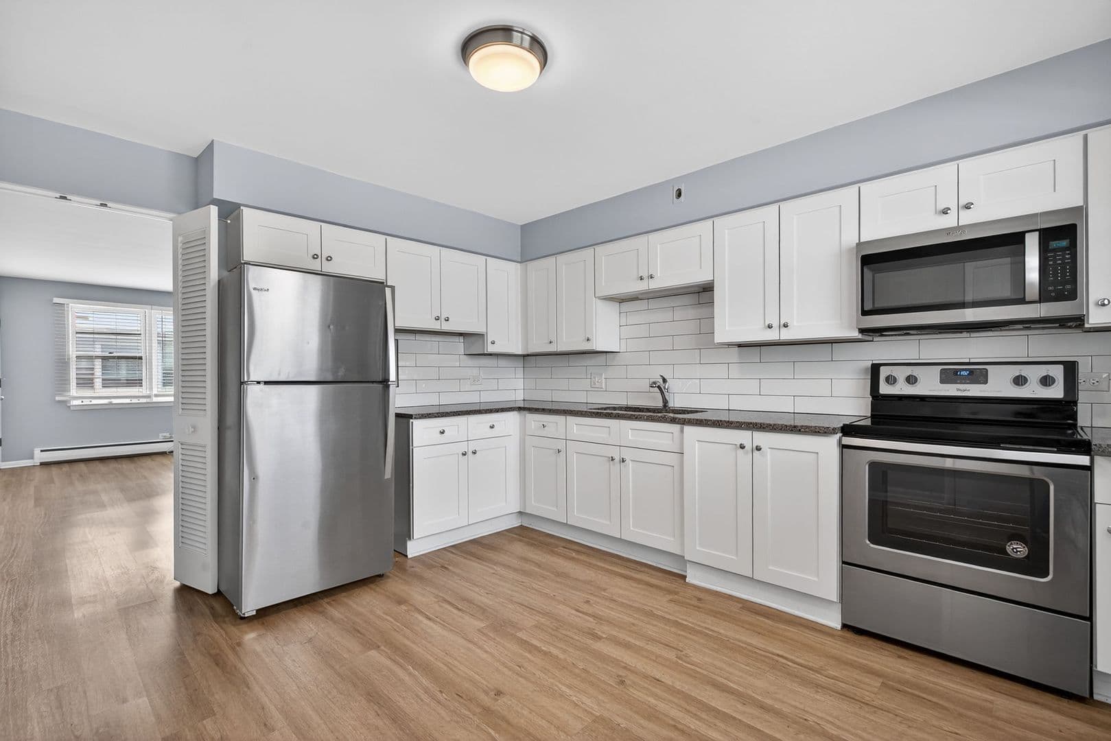 La Grange Apartment: 34-46 S. Kensington Ave.